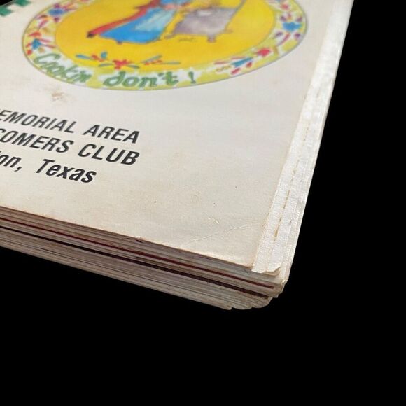 Vtg Cookbook Memorial Area Newcomers Club Houston Texas 1979 Spiral 232 Pages - Picture 2 of 8